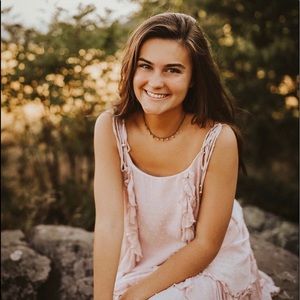 Meet your Posher, Kaitlyn